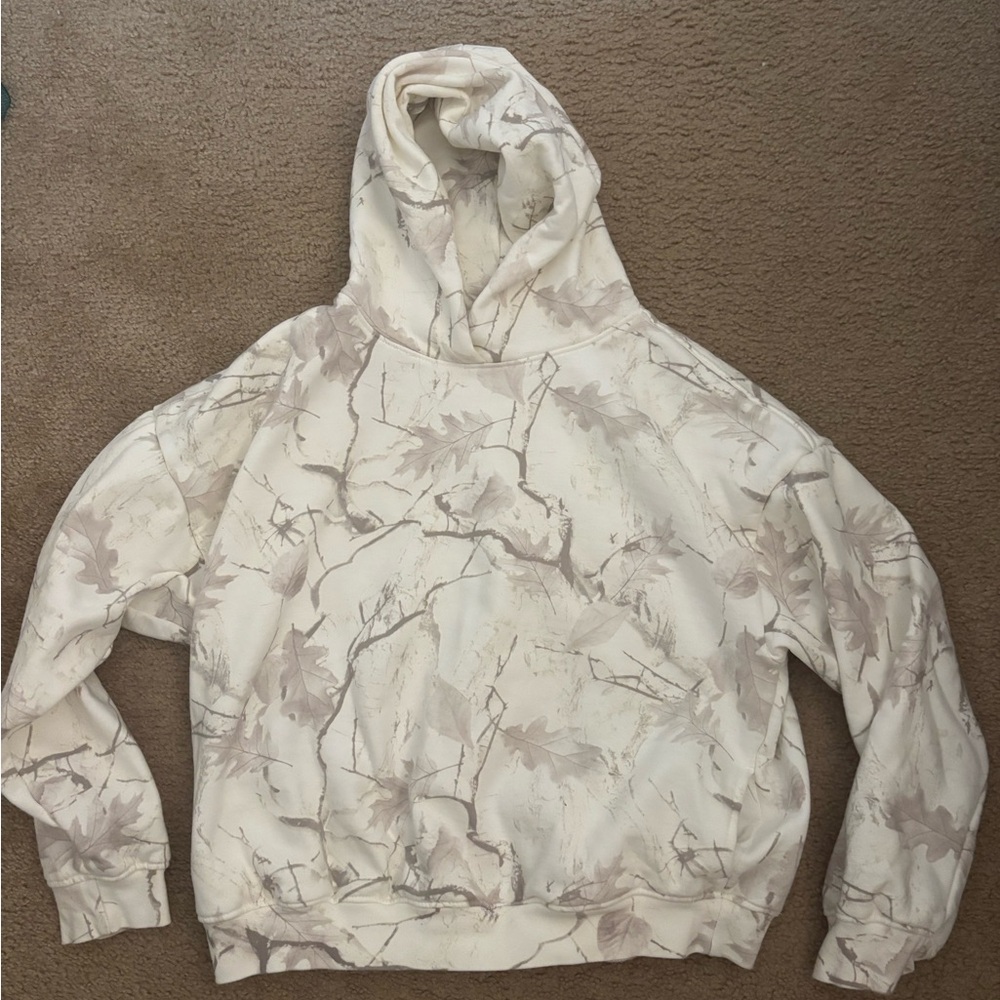 Woman’s Camo Garage Sweatset - small but shrunk